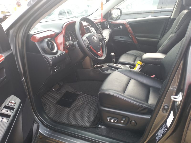 Thumbnail 7 of 2016 Toyota RAV4